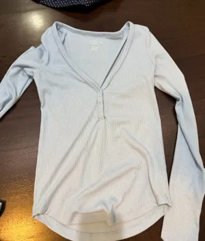 American Eagle Long Sleeve Top thumbnail 1