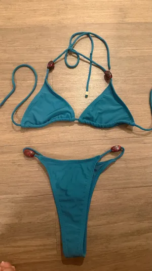 Pretty Little Thing Swimsuit thumbnail 1