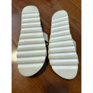 Reef Vista Hi Platform Sandals White‎ Vegan Leather Cork Slide Womens 9 Summer thumbnail 6