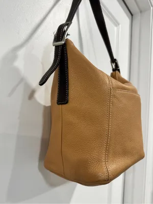 Tignanello Camel Tan Soft Leather Zipper Closure East West Shoulder Bag thumbnail 4