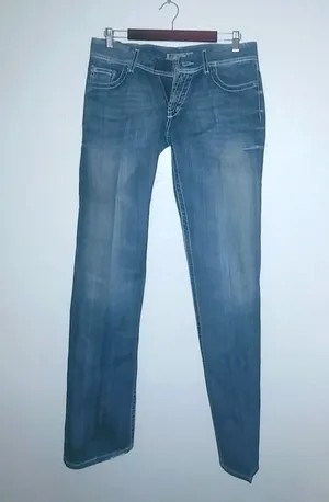 BKE Kate 31x37 Tall Low Rise White Contrast Stitched Pocket Boot Cut Jeans thumbnail 1