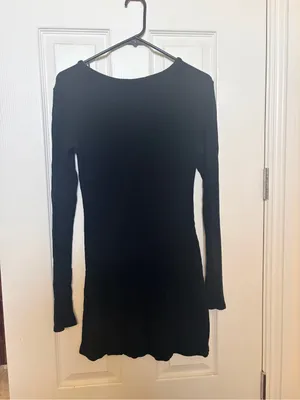 Brandy Melville Black Ribbed Long-Sleeve Dress thumbnail 4