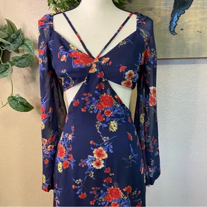 NWOT Lulus Growing, Growing, Gone Navy Blue Floral Print Cutout Maxi Dress thumbnail 4