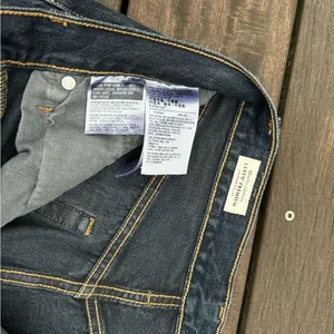 Levi's Straight Leg 501 Dark Wash Blue Denim Jeans w/ Distressed Knees thumbnail 9