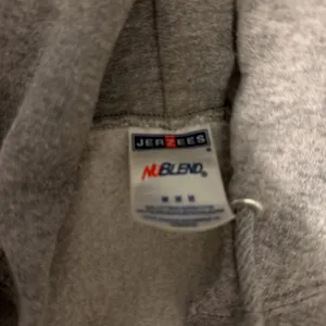Jerzees Hofstra Basketball Sweatshirt thumbnail 2