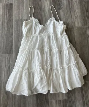 Flowy Dress thumbnail 1