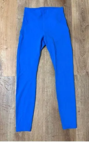 Lululemon InStill High Rise Legging - Size 6 28" Inseam. thumbnail 1