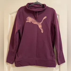PUMA sweatshirt with cat logo. Purple. Size L thumbnail 1