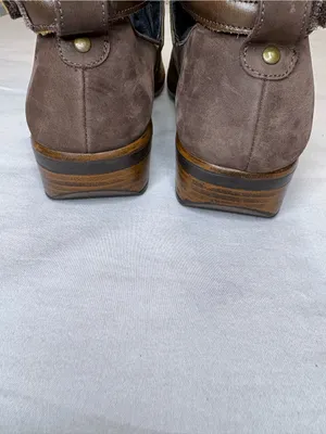 Naot Kamsin 26042 EU 40 Vintage Pine Leather Cutout Ankle Booties Velcro thumbnail 3