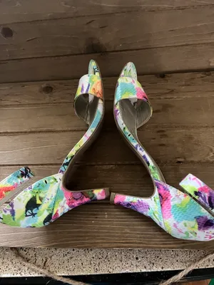 Vibrant Tropical beautiful colored Sandals 3” heels strapped Multi Color Size6.5 thumbnail 5