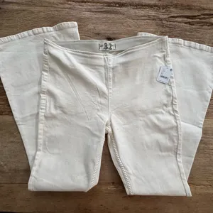 NWT Free People Penny Pull on Flare Jeans ~ White~ size 32 🤍 thumbnail 14
