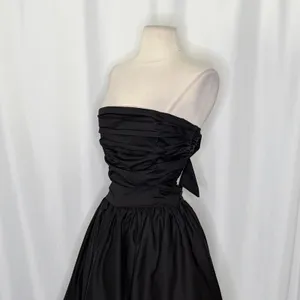 NWT!! HELLO MOLLY Upon A Cloud Strapless Bubble Midi Dress Solid Black X-Small‎ thumbnail 6