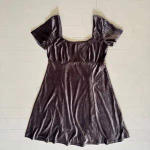 Mauve Gret Crushed Velvet Babydoll Dress Short Sleeve Mini Loveriche Romantic thumbnail 5