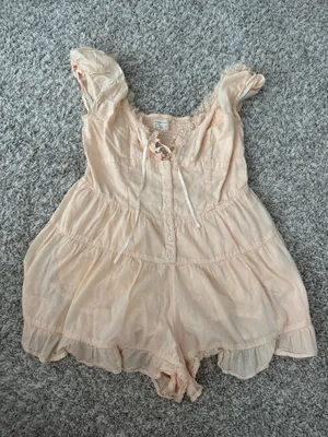 Urban outfitters romper thumbnail 1