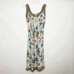 Globe Trotter V-Neck Sleeveless Floral Dress Size M thumbnail 2