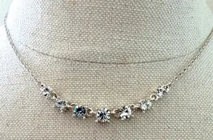 Avon Rhinestone Necklace Silver Tone Graduated Crystal Necklace thumbnail 1