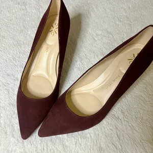 Nine West Burgundy Suede Heels size 6 thumbnail 1