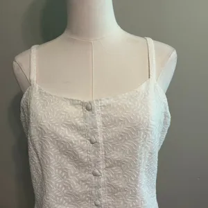 Chelsea & Violet White Embroidered Dress NWT 100% Cotton SZ L Embroidered LWD thumbnail 3