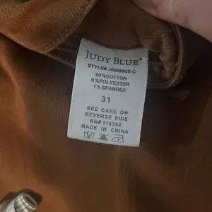 Judy Blue Rust Brown Cropped High-Rise Wide Leg Jeans thumbnail 7