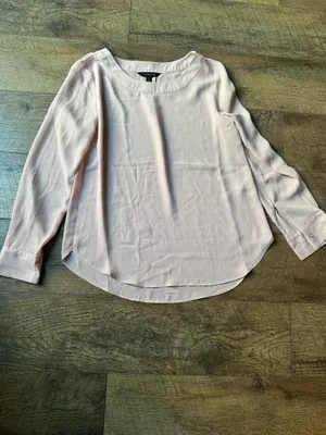 Banana Republic. Blush Pink Long Sleeve Petite Blouse XSP thumbnail 5