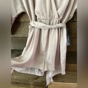 NWT Lulus Blush Kimono Sleeve Wrap Romper – Size XS thumbnail 5