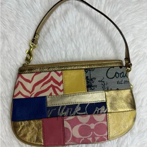 COACH Patchwork Large Wristlet thumbnail 2