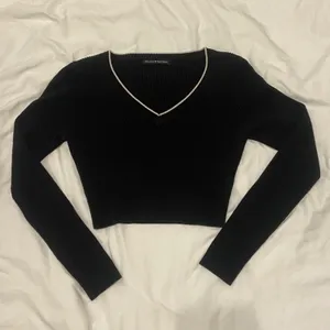 Brandy Melville milena black v neck sweater thumbnail 2