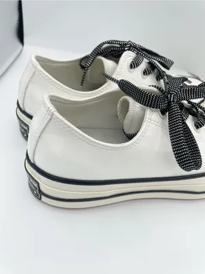 Converse unisex Chuck 70 low top patent leather white sneakers with red soles thumbnail 9