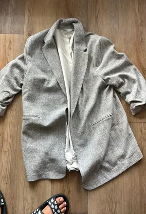 H&M blazer thumbnail 1