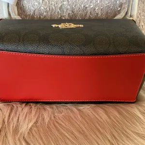 NWT Coach Brown Shoulder Bag with Timeless Elegance thumbnail 7