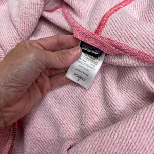 Patagonia pink Heathered Full Zip Hoodie Jacket Thumbholes Women size S Workout thumbnail 9
