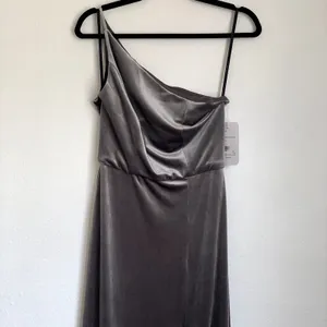 NWT After Six One Shoulder Velvet Maxi Dress Gown in Caviar Gray‎ thumbnail 5