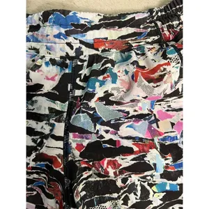 Lululemon Women's Hotty Hot Short II Size 6 Multicolor Running Shorts thumbnail 3