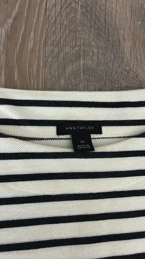 Ann Taylor Tank thumbnail 2