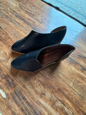 Unbranded Black Faux Leather Pointed Toe Cutout Flats Size 39 thumbnail 2