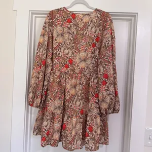 Entro Floral Smocked Mini Dress Long Sleeve Boho Tan Red Brown D21560 Womens M‎ thumbnail 2