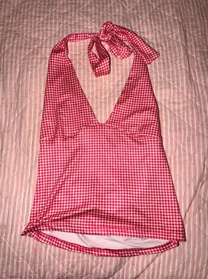 Red and White Halter Top Size L thumbnail 1