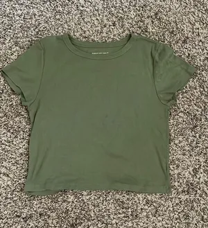 American Eagle Crop Top thumbnail 1