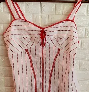 Tres chic womans tank top size large z thumbnail 1