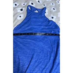 Lululemon tank top thumbnail 2