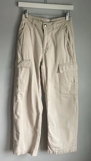 Cotton On Cream Cargo Pants - US Size 2 (XS) Pockets Minimalist Neutral Gorpcore thumbnail 1