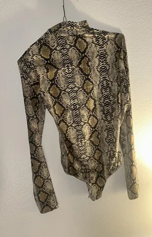 Anna Grace snakeskin top thumbnail 1
