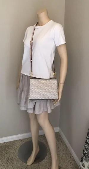 Michael Kors Purse thumbnail 7