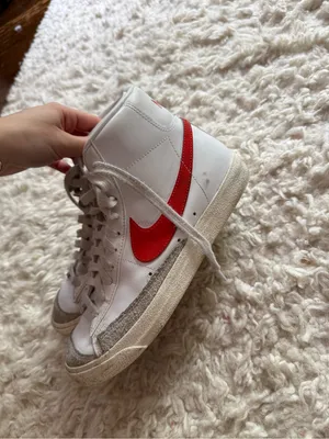 Nike Blazer Mid Vintage White Red Swoosh Sneakers thumbnail 3