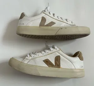 Veja campo chromefree leather sneakers white/almond sz 8 thumbnail 1