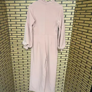 Gianni Bini Pale Pink Jumpsuit Size Medium‎ thumbnail 3