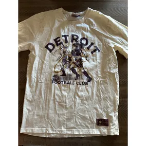 Official Detroit City FC Graphic T-Shirt | Size M‎ Cream Le Rouge Soccer thumbnail 7