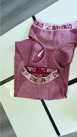 gymshark flex set in heathered maroon 🎀 size small thumbnail 10