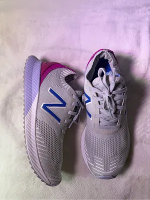 New Balance Women's Light Gray Running Shoe with Purple and Pink Accents thumbnail 5
