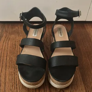 Steve Madden Kirsten platform sandals black Size 9.5 thumbnail 2